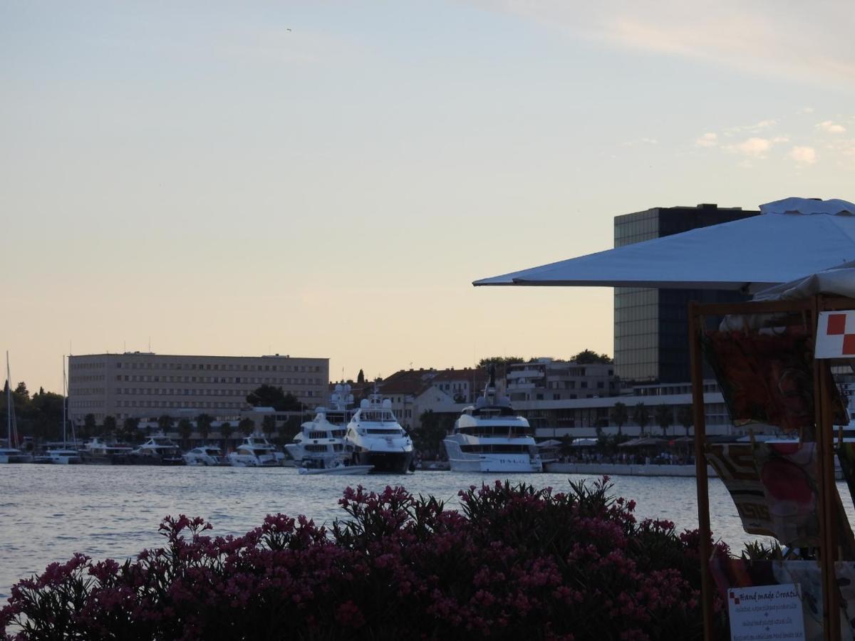 Famous Promenade Riva Apartment Split Eksteriør bilde